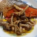 aizu_po's cooksnap of when they made 塩鮭ときのこのバター醤油炒め！.