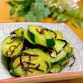 ルパンのかあさん☆彡's cooksnap of when they made １分で簡単♪ごま油香る塩昆布きゅうり.