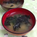 赤い電話's cooksnap of when they made 海苔とわかめのお味噌汁.