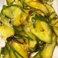 左官屋の奥さんです's cooksnap of when they made あっという間に♪キュウリのごま油和え♪.