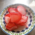 marugume's cooksnap of when they made 鮮やか☆二十日大根の甘酢漬け☆.