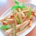 ☆３匹の子ぶた☆'s cooksnap of when they made ✿セロリと高野豆腐の中華風塩炒め✿.