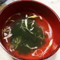クックやまねこ's cooksnap of when they made 超簡単♪わかめのお吸い物.