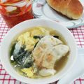 在宅勤務のおじさん's cooksnap of when they made 余った餃子リメイク☆お手軽中華スープ.
