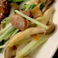 MULA's cooksnap of when they made 水菜としめじのにんにくバター炒め.