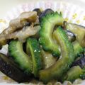はちみつば's cooksnap of when they made ゴーヤーと茄子のピリ辛炒め.