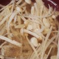 ヨシヨッシー's cooksnap of when they made えのきとカニカマの中華スープ.