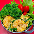 serafin's cooksnap of when they made 簡単中華・海老とニラと卵の塩炒め.
