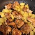 お料理勉強中、、's cooksnap of when they made 鶏肉と新じゃがの照り焼きマヨソース.