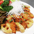 クックUR9L2V☆'s cooksnap of when they made 簡単！うま！鮭と蓮根のオイマヨ炒め.