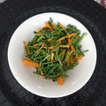 melmarilyn's cooksnap of when they made 人参の葉と茎のきんぴら.