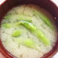 ちゃーりーWKY's cooksnap of when they made 枝豆のみそ汁.
