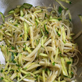 ★ゴンぎつね★'s cooksnap of when they made もやしときゅうりとかまぼこの中華サラダ.