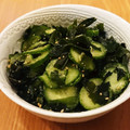 かなりんココりん's cooksnap of when they made 簡単5分我が家のきゅうりとワカメの酢の物.