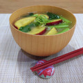 Yukiまむ's cooksnap of when they made さつまいもと小松菜の味噌汁.
