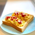 かっちゃん杉's cooksnap of when they made 朝食に！ツナ卵のカレーマヨ トースト.
