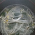 クック8B50KT☆'s cooksnap of when they made もやしとわかめの中華スープ.
