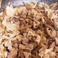 hukuboon's cooksnap of when they made 豚バラ肉とささがきゴボウのピリ辛炒め.