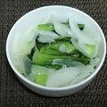 クックJ166XY☆'s cooksnap of when they made チンゲン菜と新玉ねぎの塩炒め.