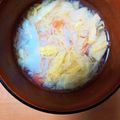 あけにゅう's cooksnap of when they made 簡単絶品！かにかまで蟹玉スープ.