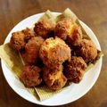 クックHA6DRG☆'s cooksnap of when they made ホケミで簡単♪サーターアンダギー.