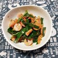 ﾁｲﾁｬﾝﾏﾏ's cooksnap of when they made 魚肉ソーセージニラキムチ炒め.