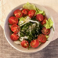 caruga's cooksnap of when they made イカソーメンと切り昆布生食用の和え物.