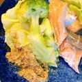 れこれ's cooksnap of when they made 簡単♪︎鮭とブロッコリーのレンジ蒸し♡♡.