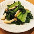 かなりんココりん's cooksnap of when they made 小松菜としめじの味噌バター炒め.
