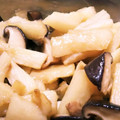 クリーピングタイム☆'s cooksnap of when they made 椎茸と長芋の麺つゆバター炒め.