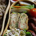 ガメコ's cooksnap of when they made きぬさやとカニカマの卵焼き.