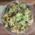caruga's cooksnap of when they made 離乳食完了期☆しらすと小松菜の炒飯.