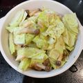 ＭＩ−ＳＡＮ's cooksnap of when they made レンジで簡単♪しめじキャベツのバター醤油.