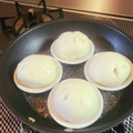 ゆかりんご117♪'s cooksnap of when they made °＊私の肉まんの蒸し方＊°.