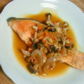 ちろ（＊´∀｀＊）'s cooksnap of when they made 鮭のムニエル☆きのこのレモン醤油ソース.