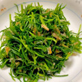 みっきいえっぐ's cooksnap of when they made めんつゆで簡単♥おかひじきのおひたし.