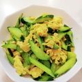 クックYT3MI2☆'s cooksnap of when they made 大量消費✤キュウリとふんわり卵の中華炒め.