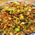 かつぞう☆'s cooksnap of when they made 揚州商人の黒酢チャーハン.