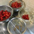 ◆どらしま◆'s cooksnap of when they made 桜ん坊の種取り☆カナッペ♪.