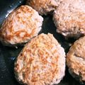 はあとん's cooksnap of when they made 材料3つ！もやしハンバーグ.