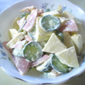 モコブーママ's cooksnap of when they made 林檎ときゅうりの素朴なサラダ.
