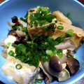 こうのとりヒロシ's cooksnap of when they made 厚揚げとしめじの煮物～親子丼の味★卵とじ.