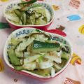 赤い電話's cooksnap of when they made 簡単！きゅうりとキャベツの塩昆布和え.
