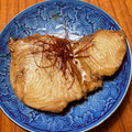 きじとら☆'s cooksnap of when they made 魚屋さんに教えて貰ったモウカザメの煮付け.