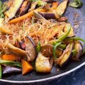クック1K2O57☆'s cooksnap of when they made 簡単！美味い！茄子と春雨の旨辛肉味噌炒め.