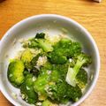 Okecchan's cooksnap of when they made お弁当の副菜に♪ブロッコリーのねぎ塩和え.