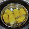 あぃのすけ's cooksnap of when they made クックフォーミーで簡単！とうもろこし.