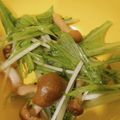 クックS5N2AF☆'s cooksnap of when they made 鶏胸肉とわかめとえのきのノンオイルサラダ.