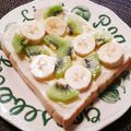 もふもふクロさん's cooksnap of when they made マーガリンクリームのフルーツサンド.