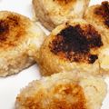 のやたこ's cooksnap of when they made 冷ご飯でしらすとかつお節焼おにぎり.